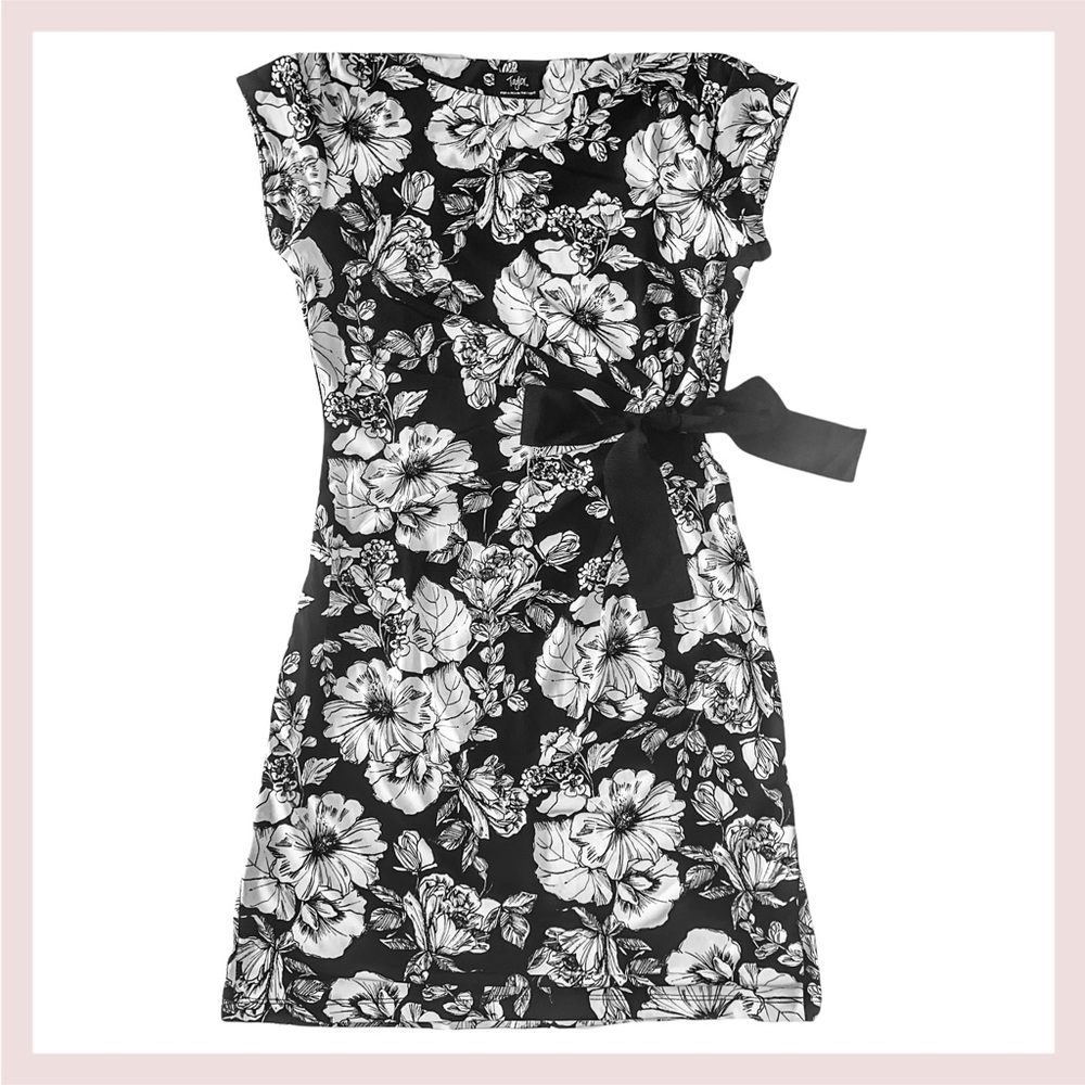 BLACK AND WHITE FLORAL MATERNITY DRESS  by Taylor for A Pea In The Pod